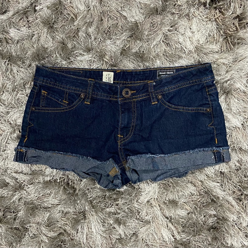 Volcom Sound Check Dark Blue Jean Shorts. Size US 7.